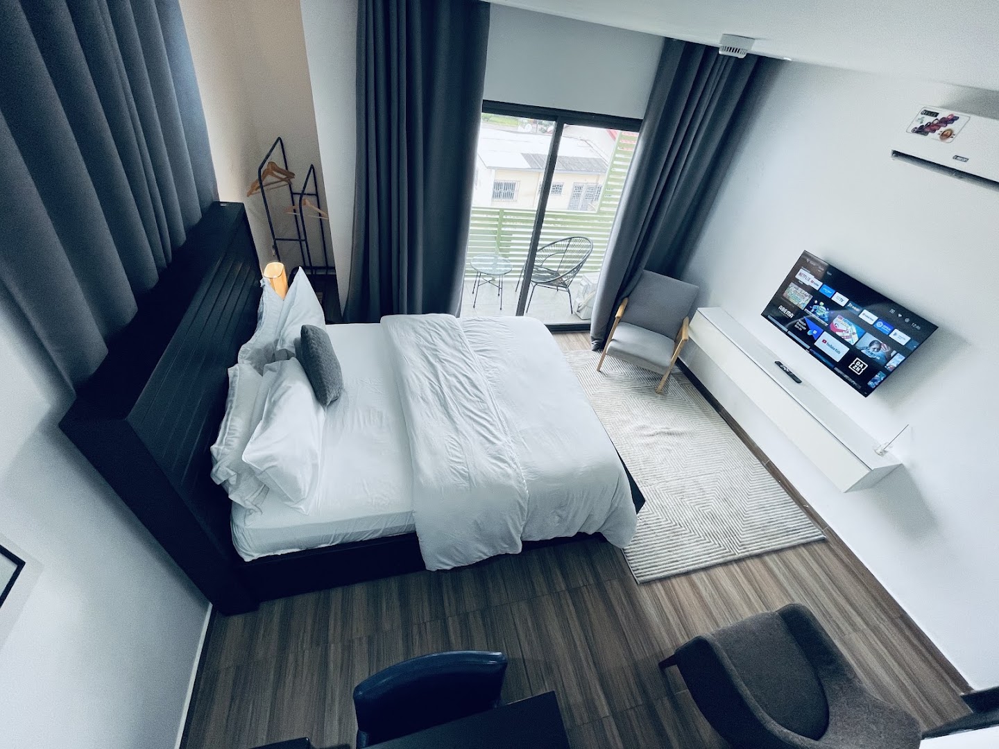 Room at Yaven Heights Hotel